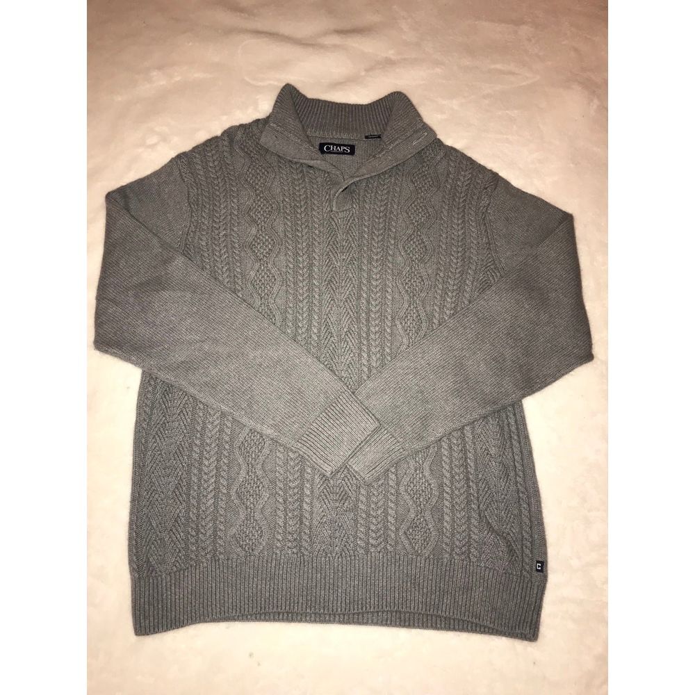 CHAPS‎ cable knit sweater. Medium